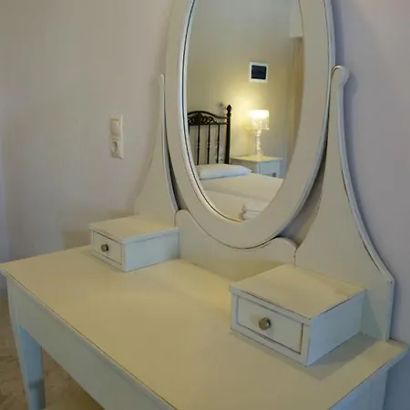 Akrogiali Pensionat Nidhrion