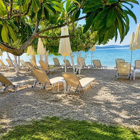 Akrogiali - Nidri, Lefkada 3*