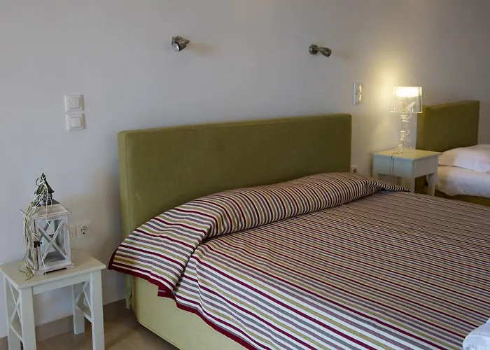 Akrogiali 3* نيدري